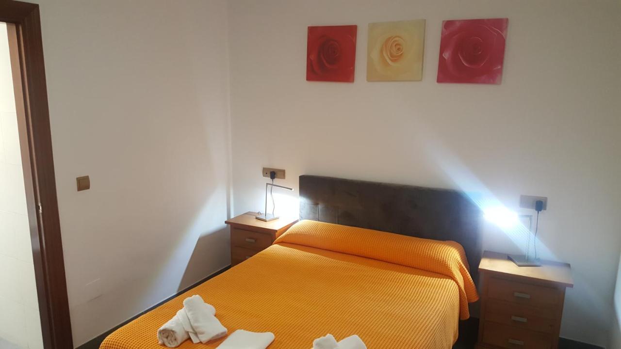 Hostal La Ermita نيرخا المظهر الخارجي الصورة