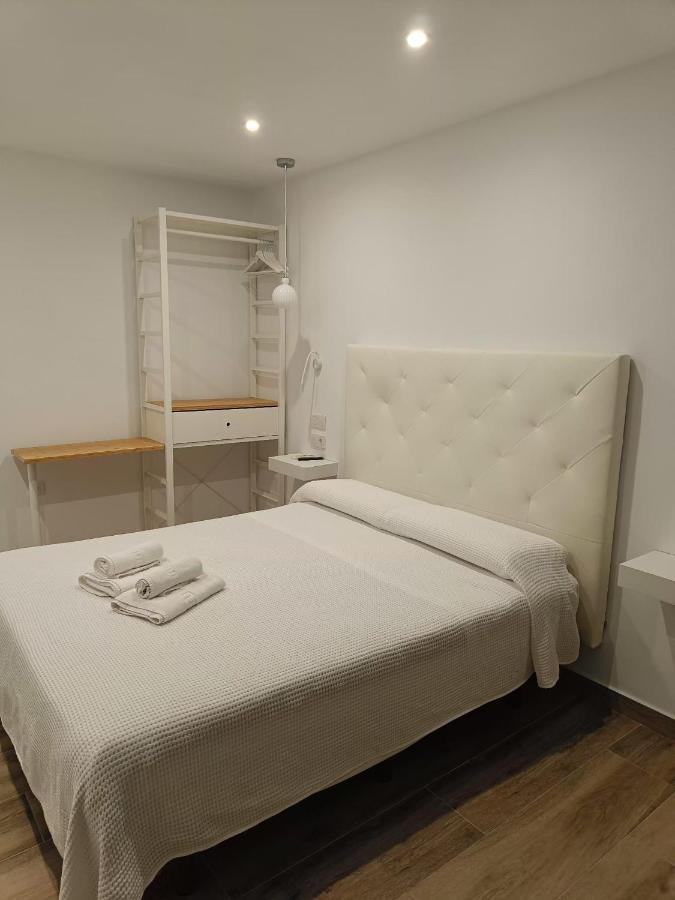 Hostal La Ermita نيرخا المظهر الخارجي الصورة
