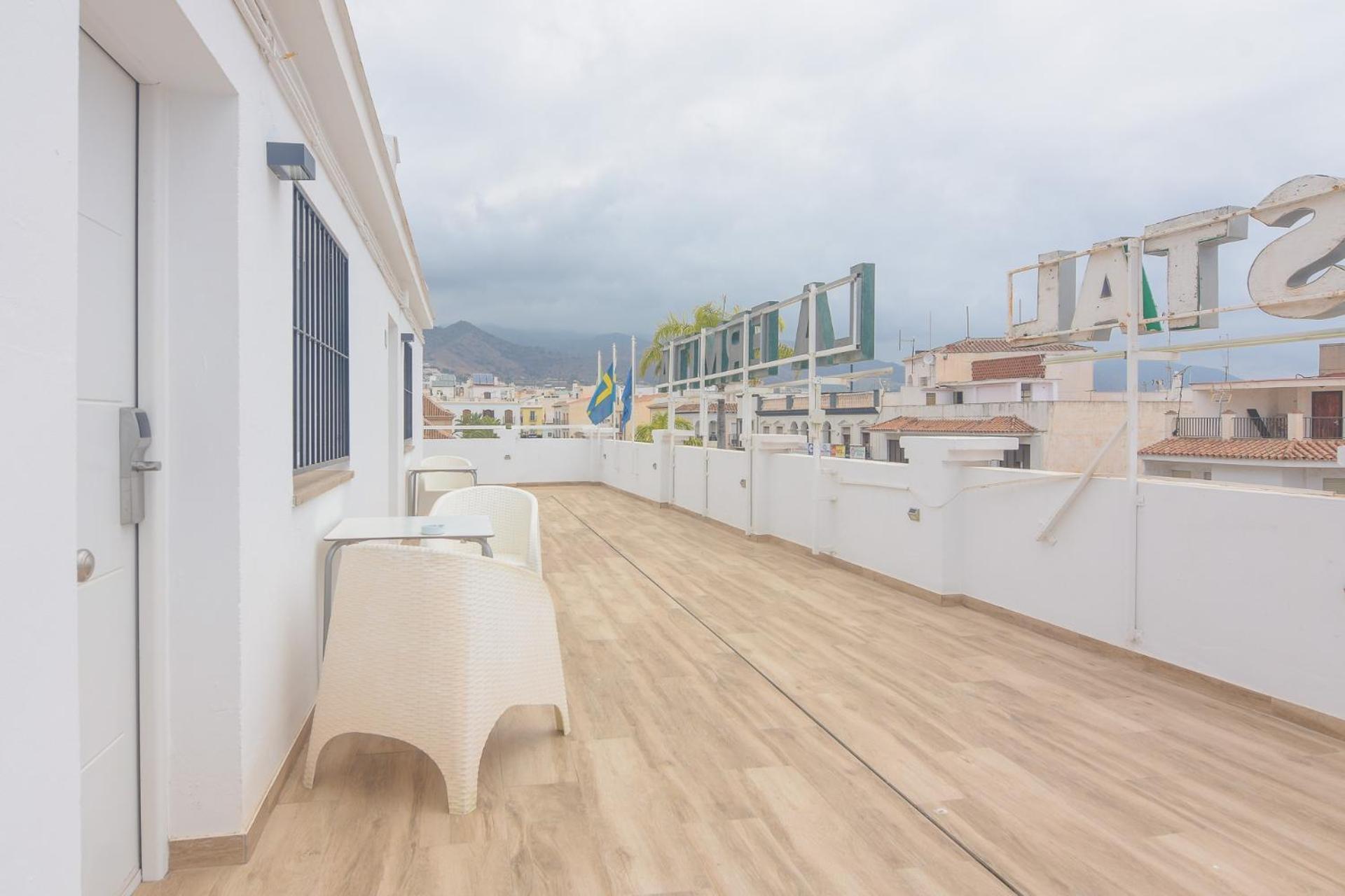 Hostal La Ermita نيرخا المظهر الخارجي الصورة