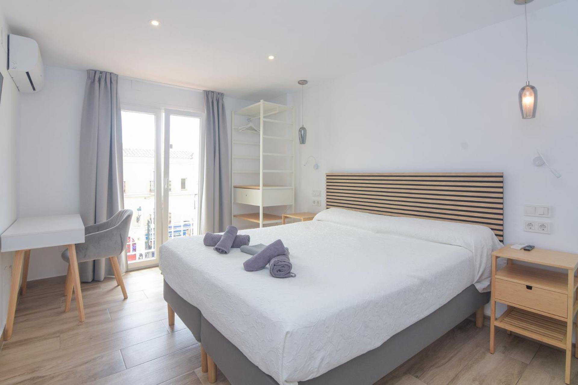 Hostal La Ermita نيرخا المظهر الخارجي الصورة